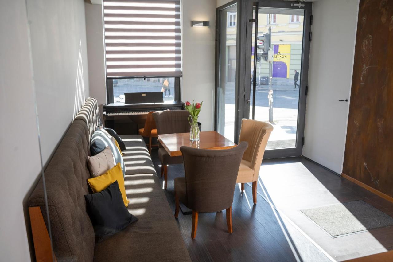 Akacija Luxury Suites 베오그라드 외부 사진